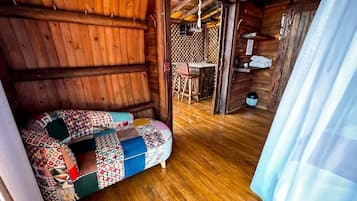 7 bedrooms, individually decorated, free WiFi