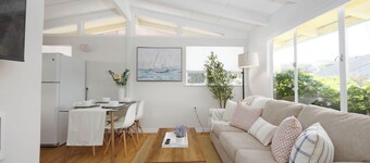 Private Cottage House - Walk to Beaches, Harbor,Food, Trials, so much more