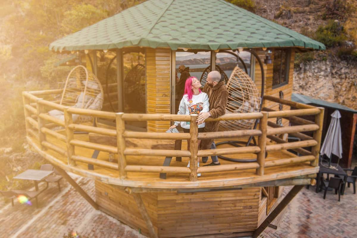 Cabane Deluxe, balcon, vue lac | 2 chambres, literie de qualité supérieure, couette en duvet d'oie