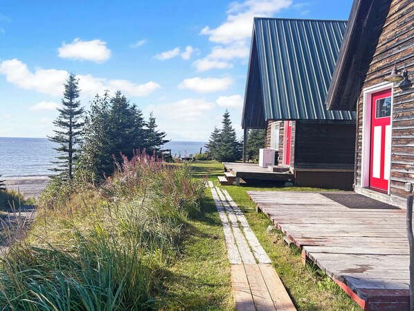 Terrace/patio - Kenai Beachfront Cabin 1 - In the middle of river fishing on the beach. (Kenai)