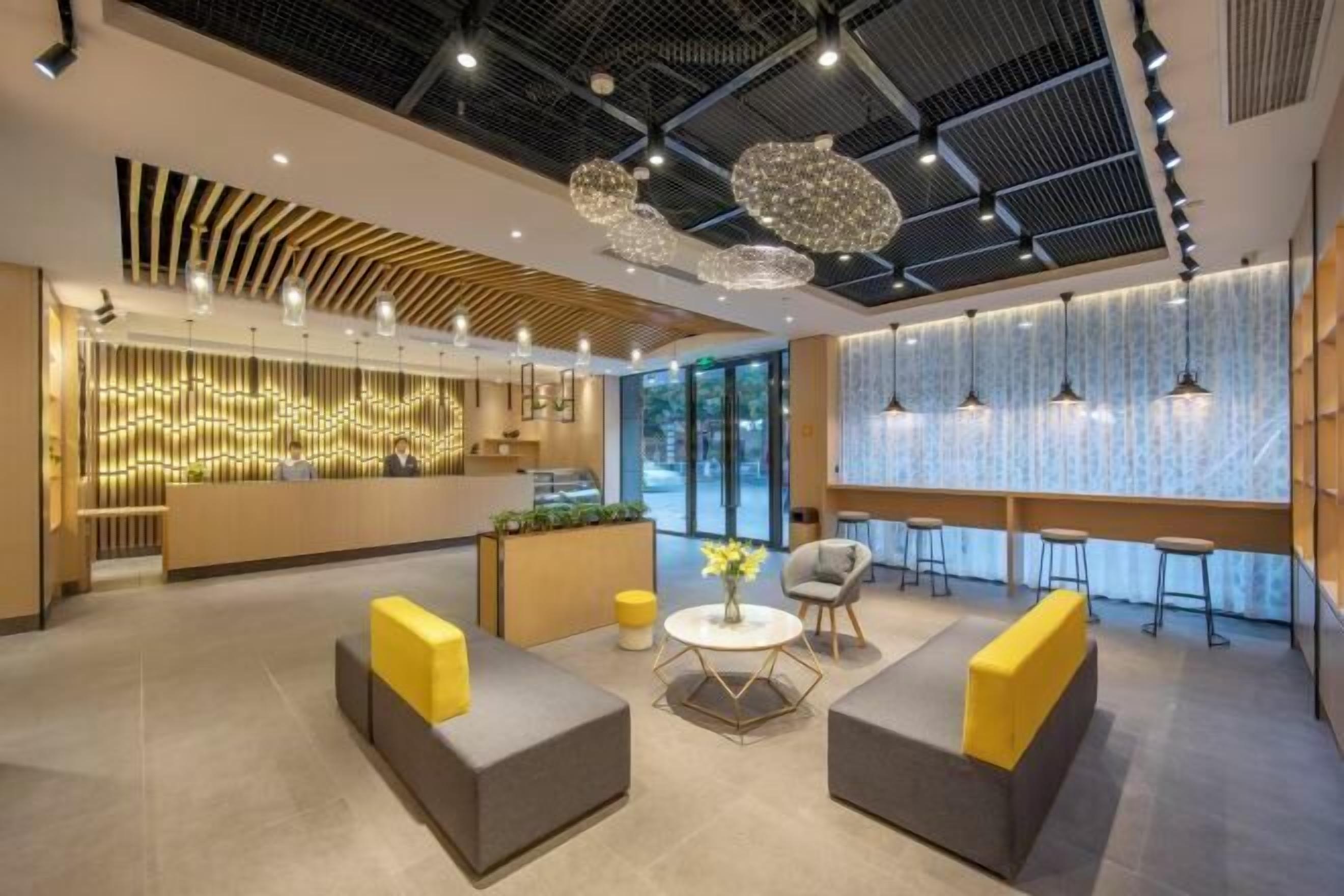 Lobby-Lounge