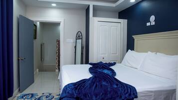 2 bedrooms, desk, iron/ironing board, free WiFi