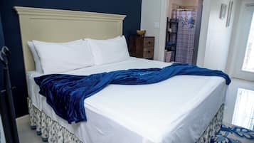 2 bedrooms, desk, iron/ironing board, free WiFi