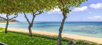 Hidden Jewel Beach front 30 Day rental