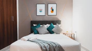 Deluxe Double Room | Memory foam beds, minibar, iron/ironing board, free WiFi