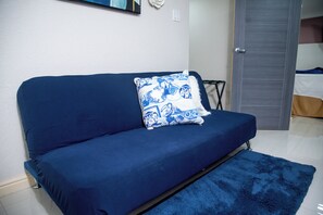 1 dormitorio, tabla de planchar con plancha, wifi gratis y ropa de cama