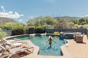 Outdoor pool - Oak Creek Oasis: Pool, Views, Golf, Playground (Sedona)