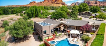 Oak Creek Oasis: Pool, Spa, Golf