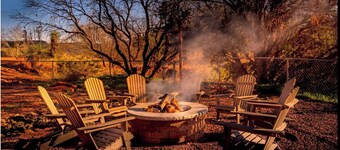 Oak Creek Oasis: Pool, Spa, Golf