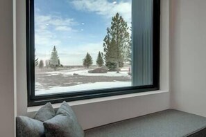 Interior - LP Guest Cottage - Ennis, MT (Madison County)