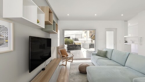 3BR Oasis w/ Pool by LovelyStay