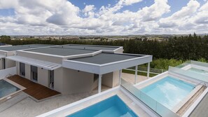 Pool - 3BR Oasis w/ Pool by LovelyStay (Vale Covo)