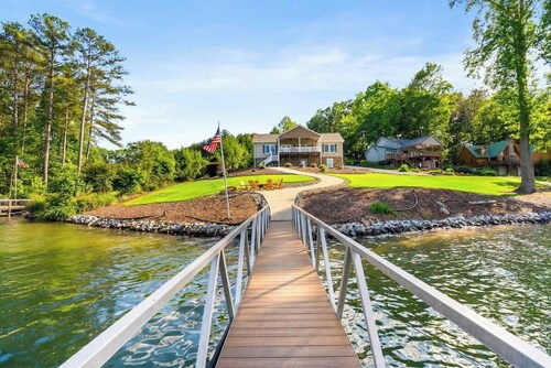 DockTales - Panoramic Views & Private Dock