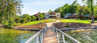 DockTales - Panoramic Views & Private Dock