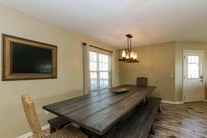 Dining - The Southern Manor | Private Dock + Direct Lake Access | Sleeps 17 (Leesburg)