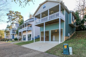 Exterior - House # 26 Bay Bungalow (pet friendly) Lake View (Leesburg)