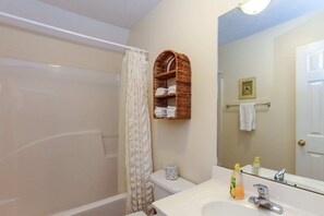 Douche, serviettes fournies