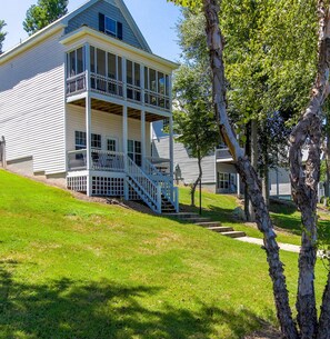 Exterior - House #05 Reel'M Inn (No Pets) Private Pier (Leesburg)