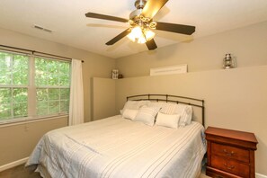 3 bedrooms, iron/ironing board, travel crib, WiFi