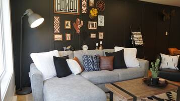 Smart-TV, Kamin, Videospiele