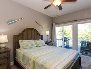 6 bedrooms, WiFi, bed sheets