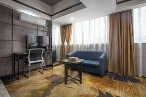 Living area - Zhangjiajie Mr.F Boutique Hotel (Tianmen Mountain Cableway Station) (Zhangjiajie)