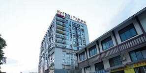 Exterior - Zhangjiajie Mr.F Boutique Hotel (Tianmen Mountain Cableway Station) (Zhangjiajie)