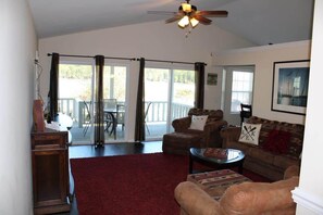 Télévision, espaces bureaux