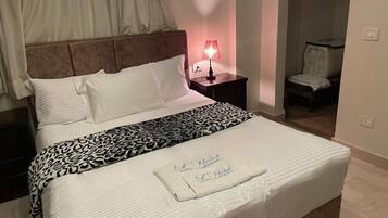 3 bedrooms, WiFi, bed sheets