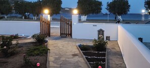 Exterior - Studios Agira Serifos (Serifos)