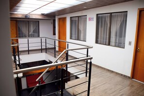 Chambre Standard, vue ville | Terrasse/Patio