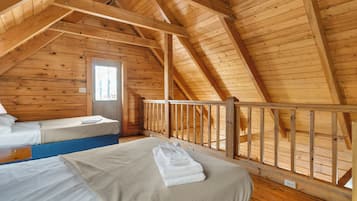 3 bedrooms, free WiFi, bed sheets