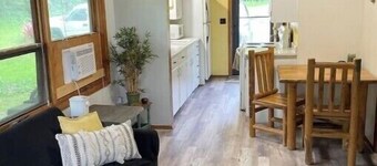 Fun cozy cabin on Pokegama excellent location!