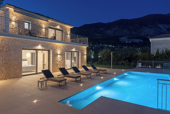 Piscina a l'aire lliure 