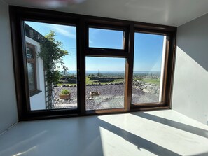 Interior - Cosy cottage enjoying a secluded spot with stunning views (Penygroes)