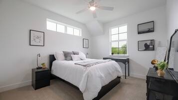 4 多间卧室、熨斗/熨衣板、WiFi、床单