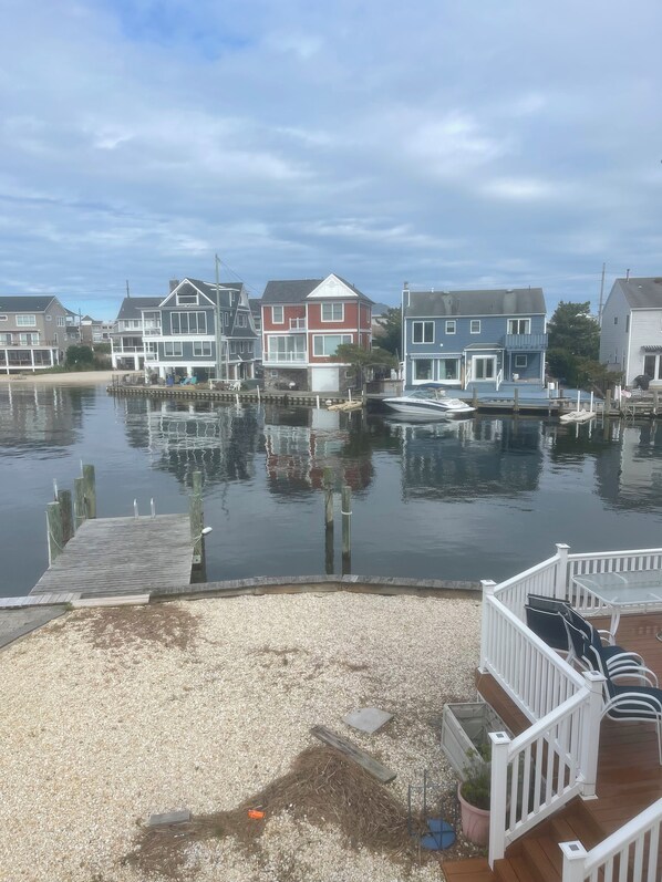 Terrace/patio - Water Views Everywhere & All Around!!! Watch the boats cruise by! Normandy Beach (Mantoloking)