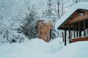Property grounds - Denali View Cabin-HCRL (Matanuska-Susitna)