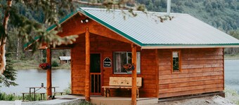 Entire Property Historic Chulitna River Lodge