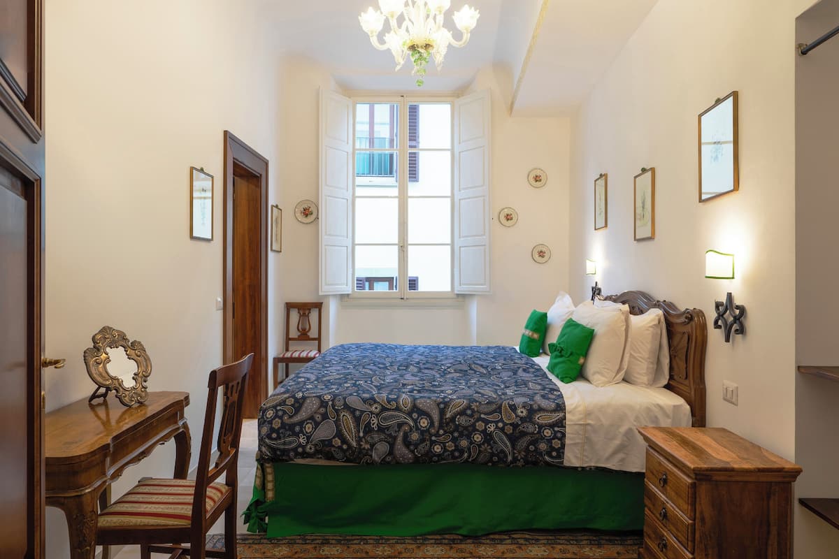 Double or Twin Room | Hypo-allergenic bedding, in-room safe, desk, laptop workspace