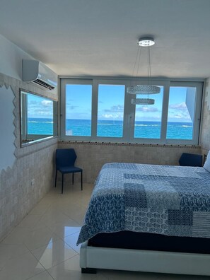 1 soverom, safe på rommet, strykejern/-brett og wi-fi