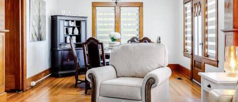 Smart TV, table football