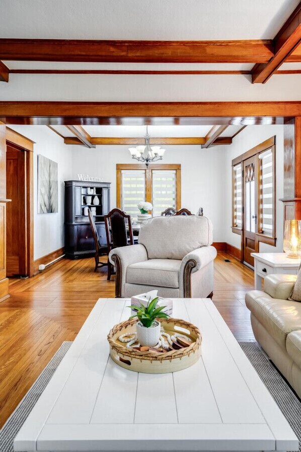 Smart TV, table football