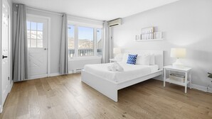 2 slaapkamers, een bureau, een strijkplank/strijkijzer, gratis wifi