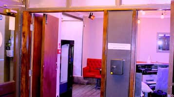 Bar (in der Unterkunft)