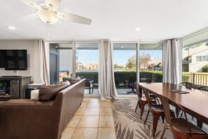 Smart TV - Lakefront Escape with a View! Your Lake Conroe Vacation Starts Here (Montgomery)