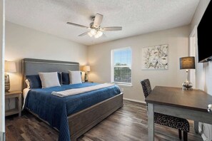 4 Schlafzimmer, Bügeleisen/Bügelbrett, WLAN, Bettwäsche