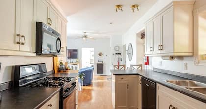 Wind Rose 30 · Work & Stay Near Dining, Trails, & Downtown Charm