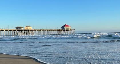 Luxury Rental | Block To Sand | Cozy | Comfort