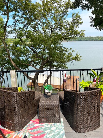 Waterfront Home on the Lake ~ Water, Winstar Casino & Wine